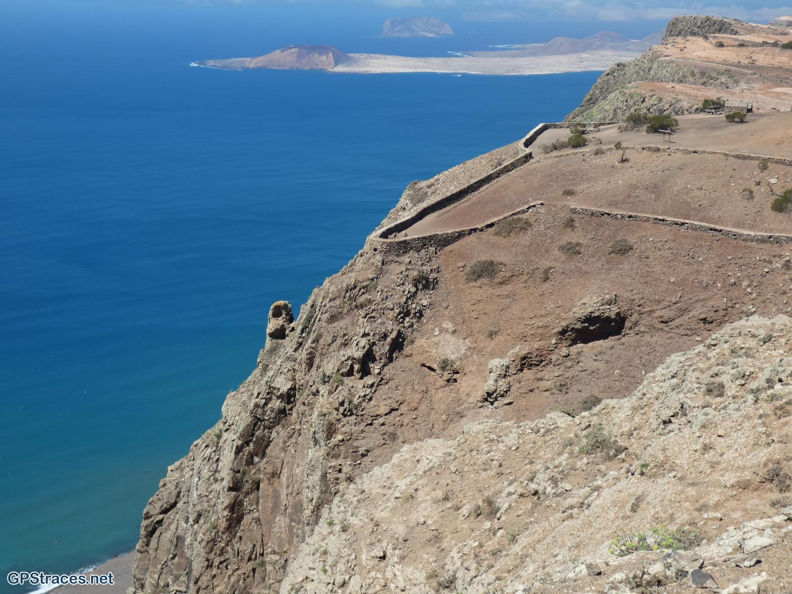 L'ile de la Graciosa au loin