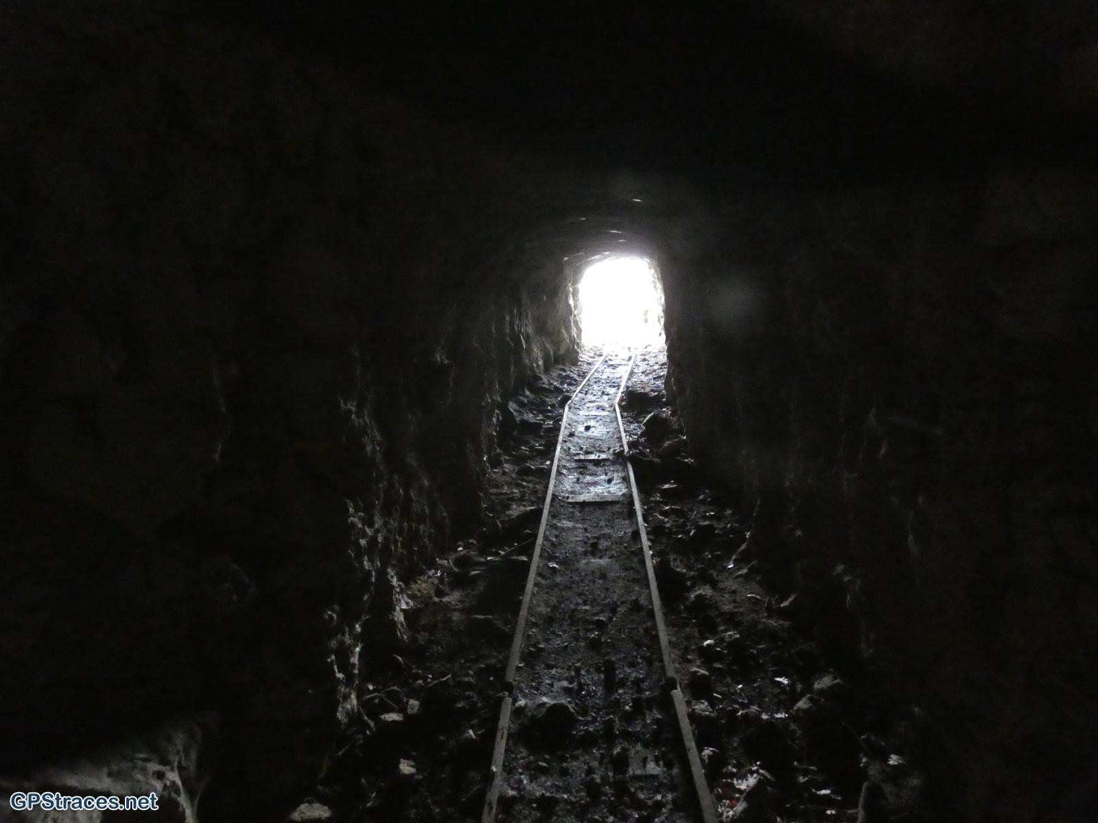 Le tunnel d'évacuation