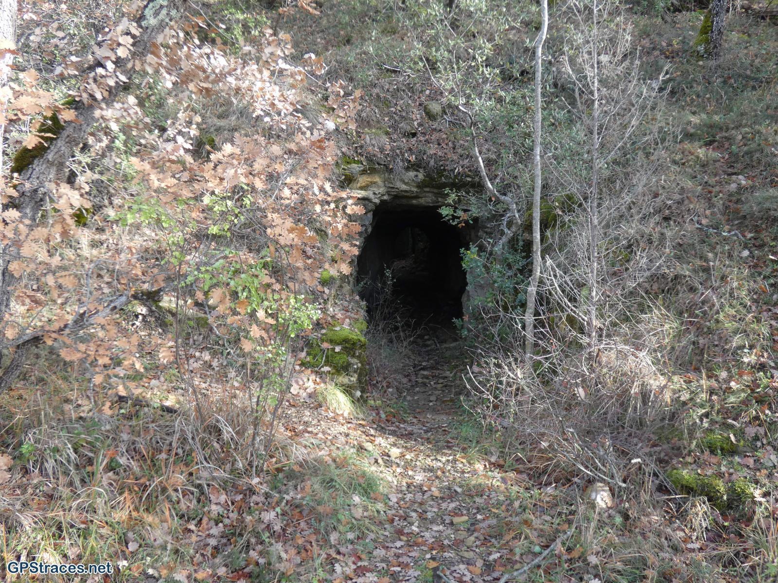 Le tunnel d'évacuation