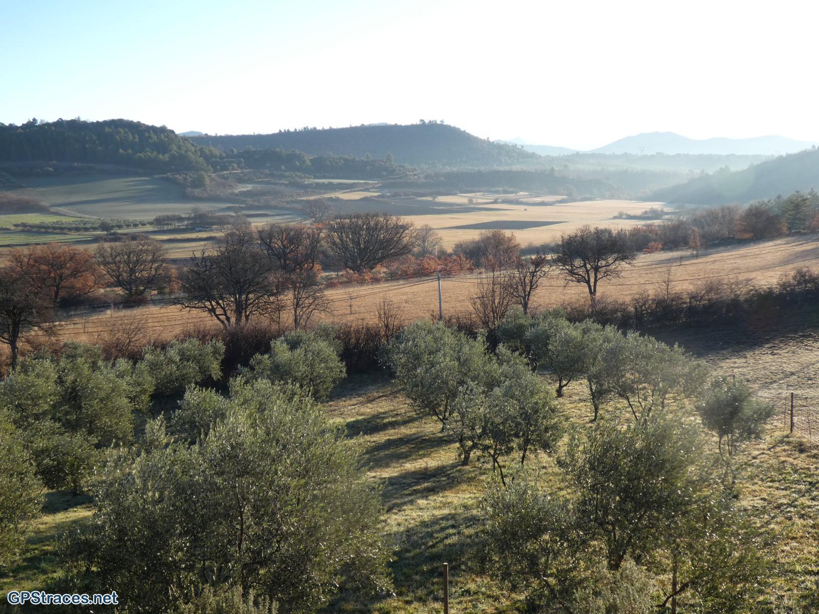 Alpes de Haute Provence-Chateauneuf Val Saint Donat - Vieux village et  Bories–0