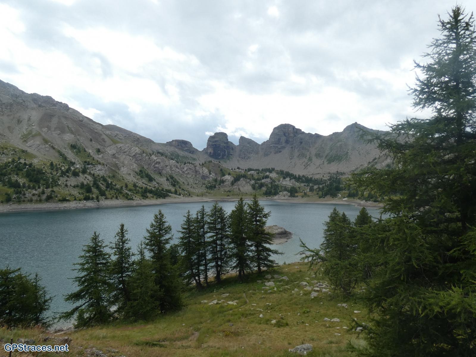 Alpes de Haute Provence-Le lac d'Allos–2
