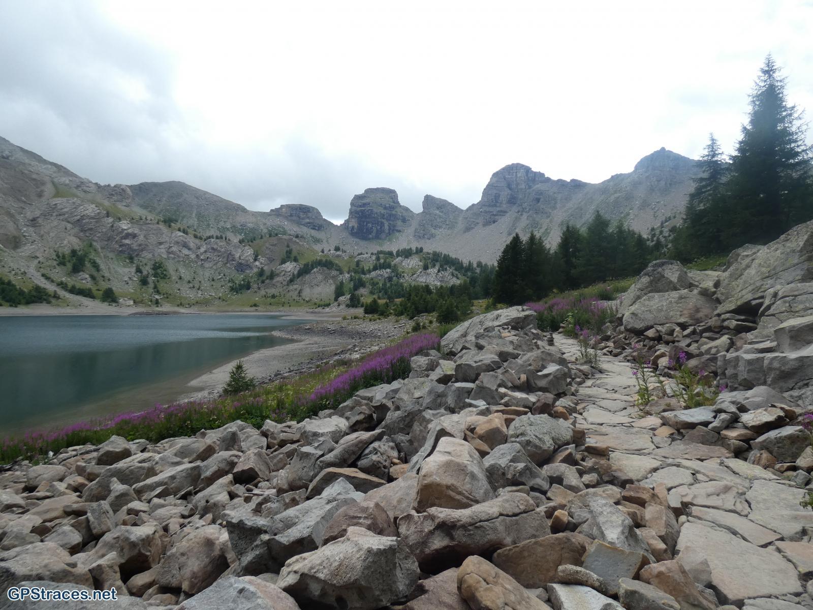 Alpes de Haute Provence-Le lac d'Allos–6