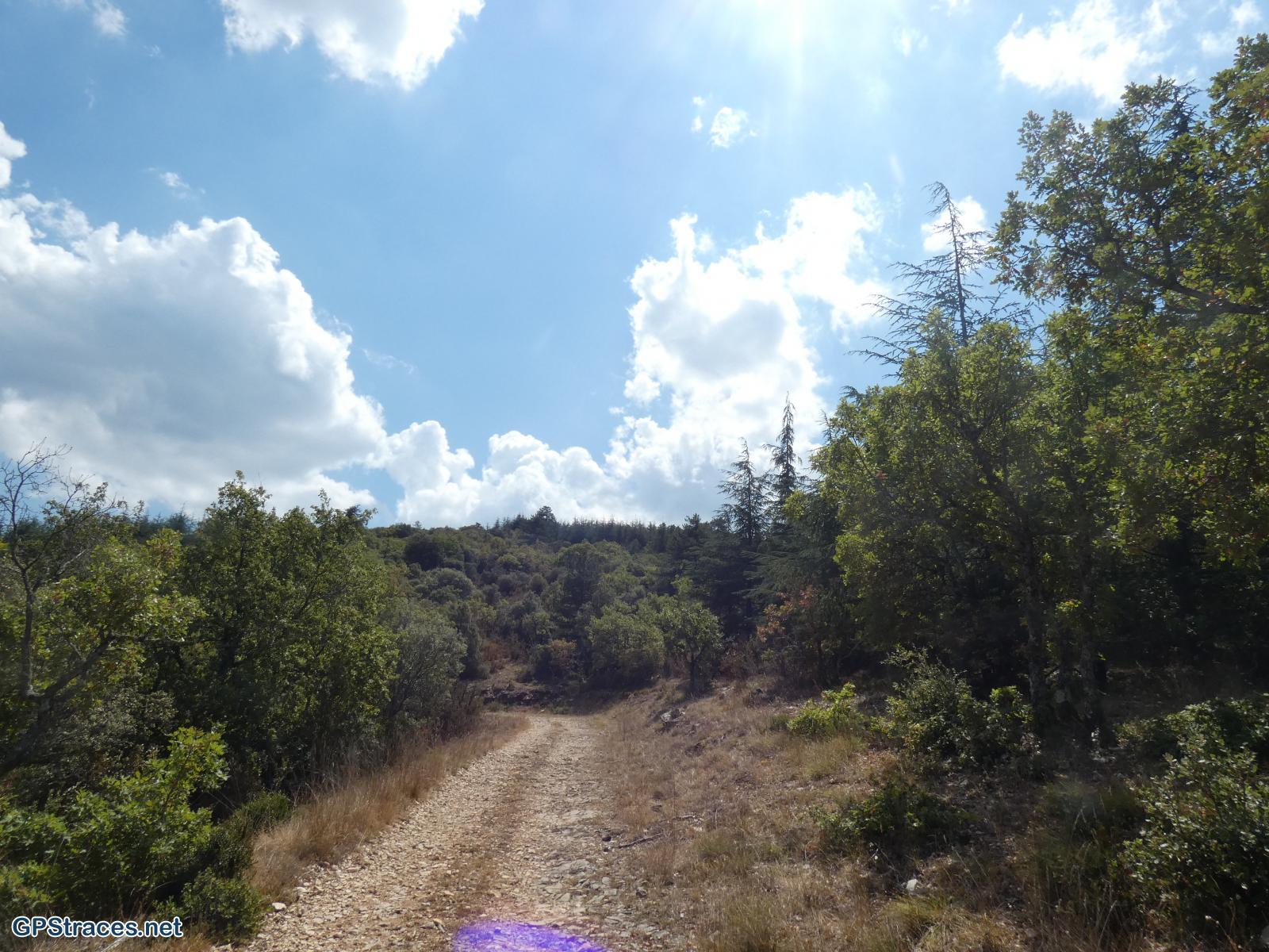 Alpes de Haute Provence-Lubéron - Céreste - Monjustin–2