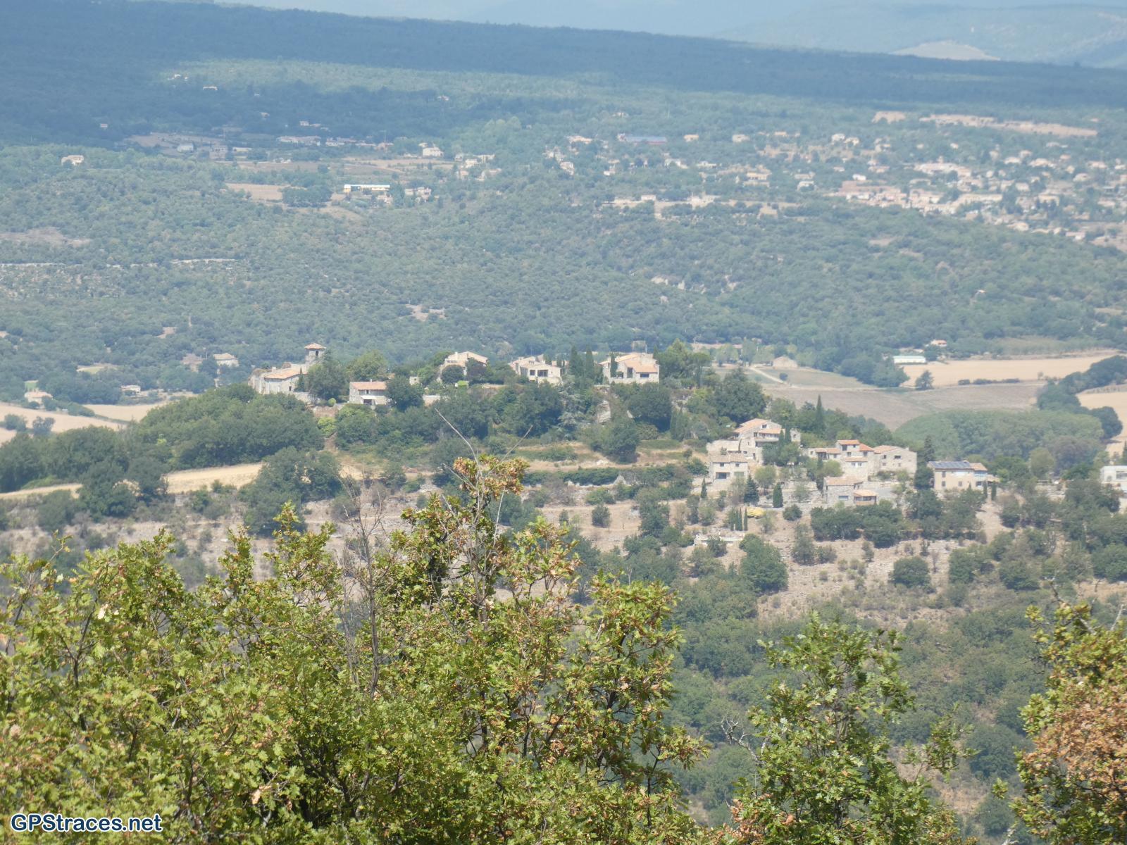 Alpes de Haute Provence-Lubéron - Céreste - Monjustin–7
