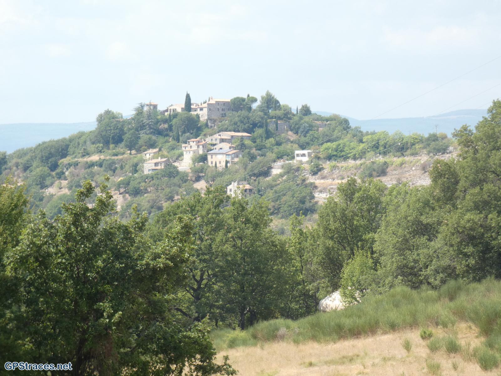 Alpes de Haute Provence-Lubéron - Céreste - Monjustin–10