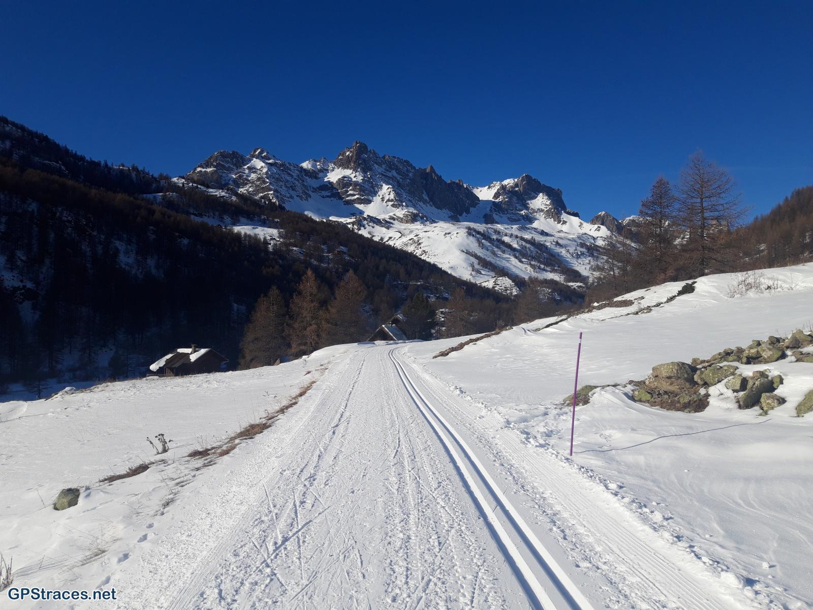 Hautes Alpes-Névache - refuge de Ricoux–5