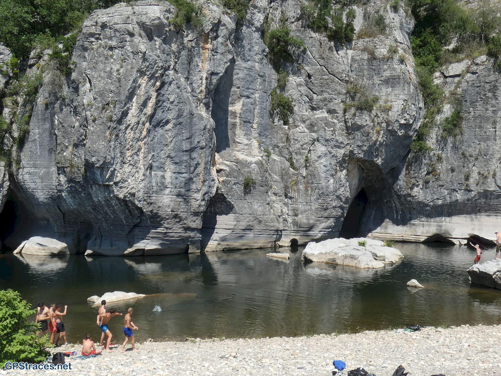 Le Chassezac aux Lauzaces