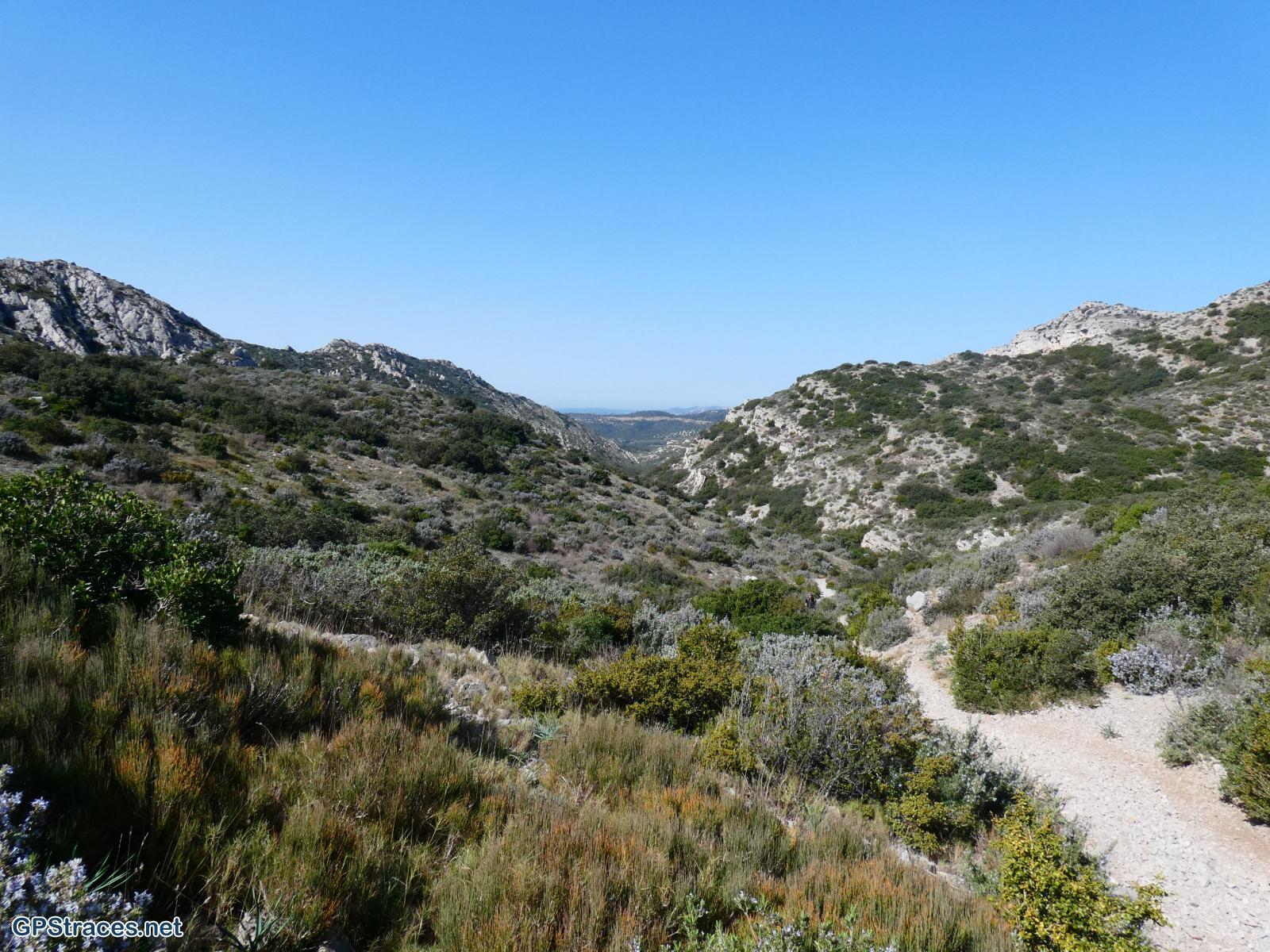 Bouches du Rhône-Alpilles - Aureille - Tour des Opies–3