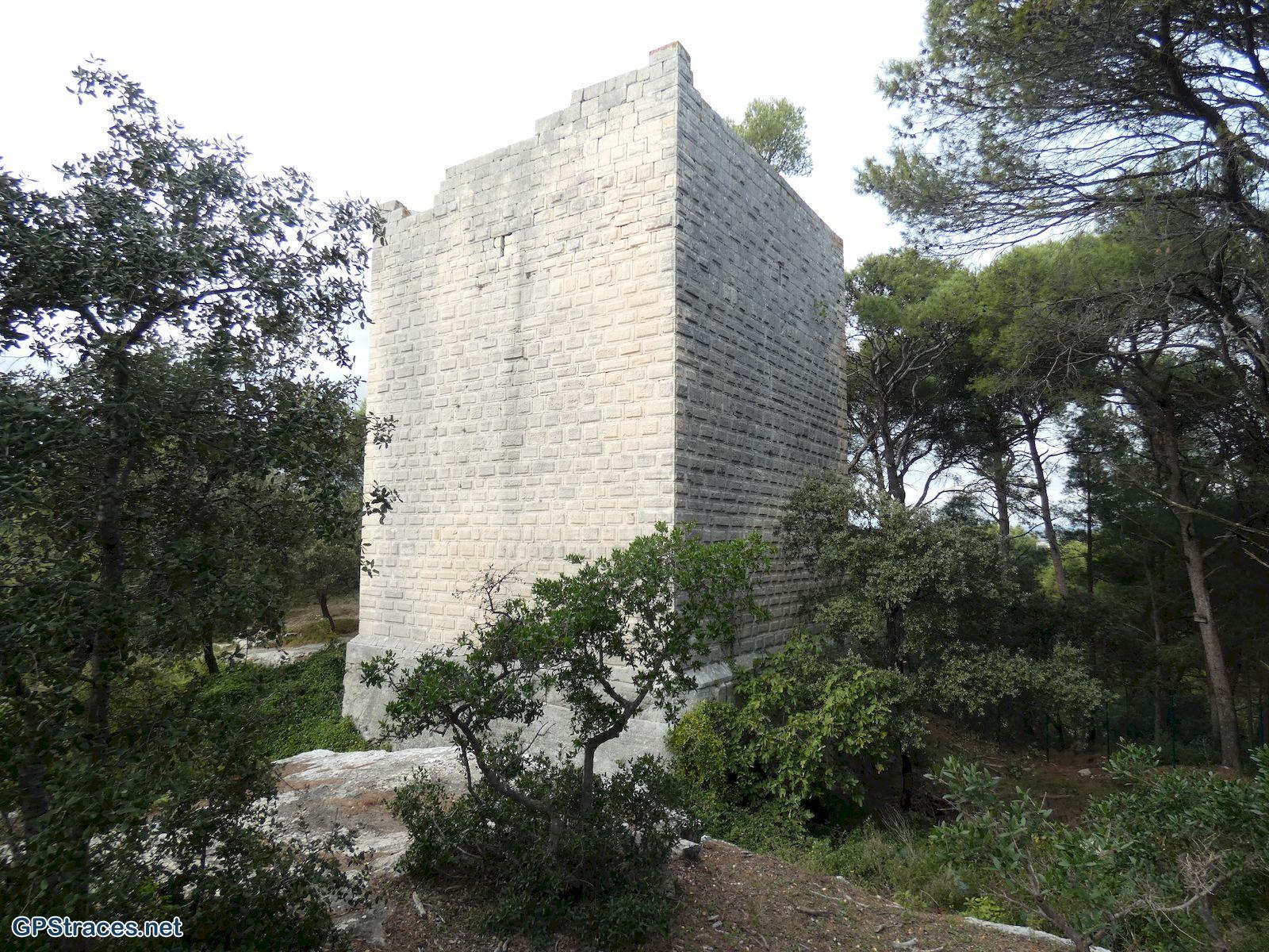 Bouches du Rhône-Alpilles - Autour de la chapelle Saint-Gabriel–3