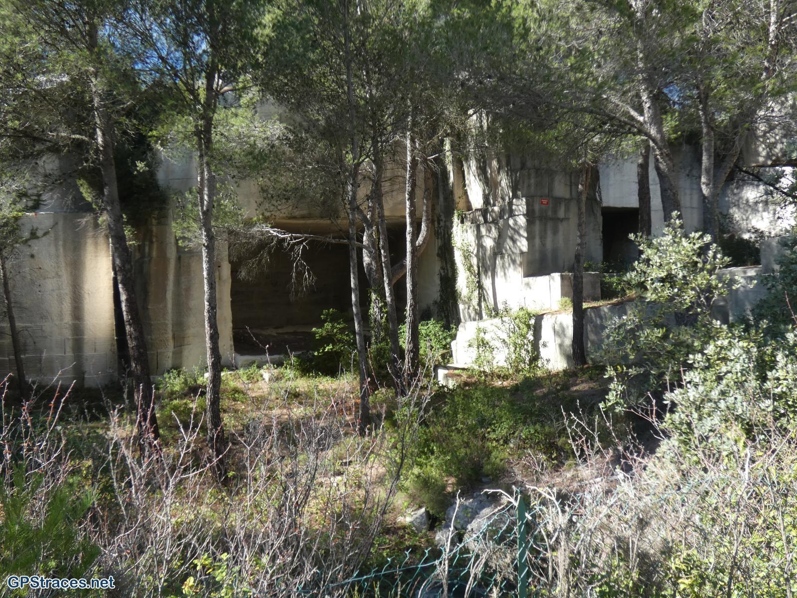 Bouches du Rhône-Alpilles - Du canal des Alpines au Val D'Enfer–8
