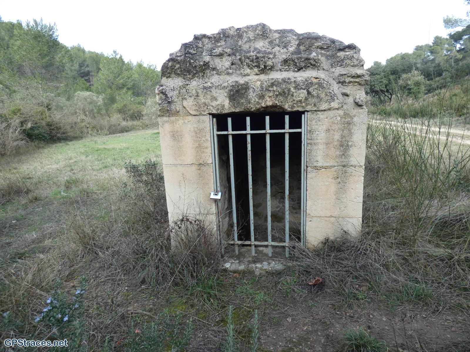 Bouches du Rhône-Alpilles - Les cascades - Les Quatre Termes–6