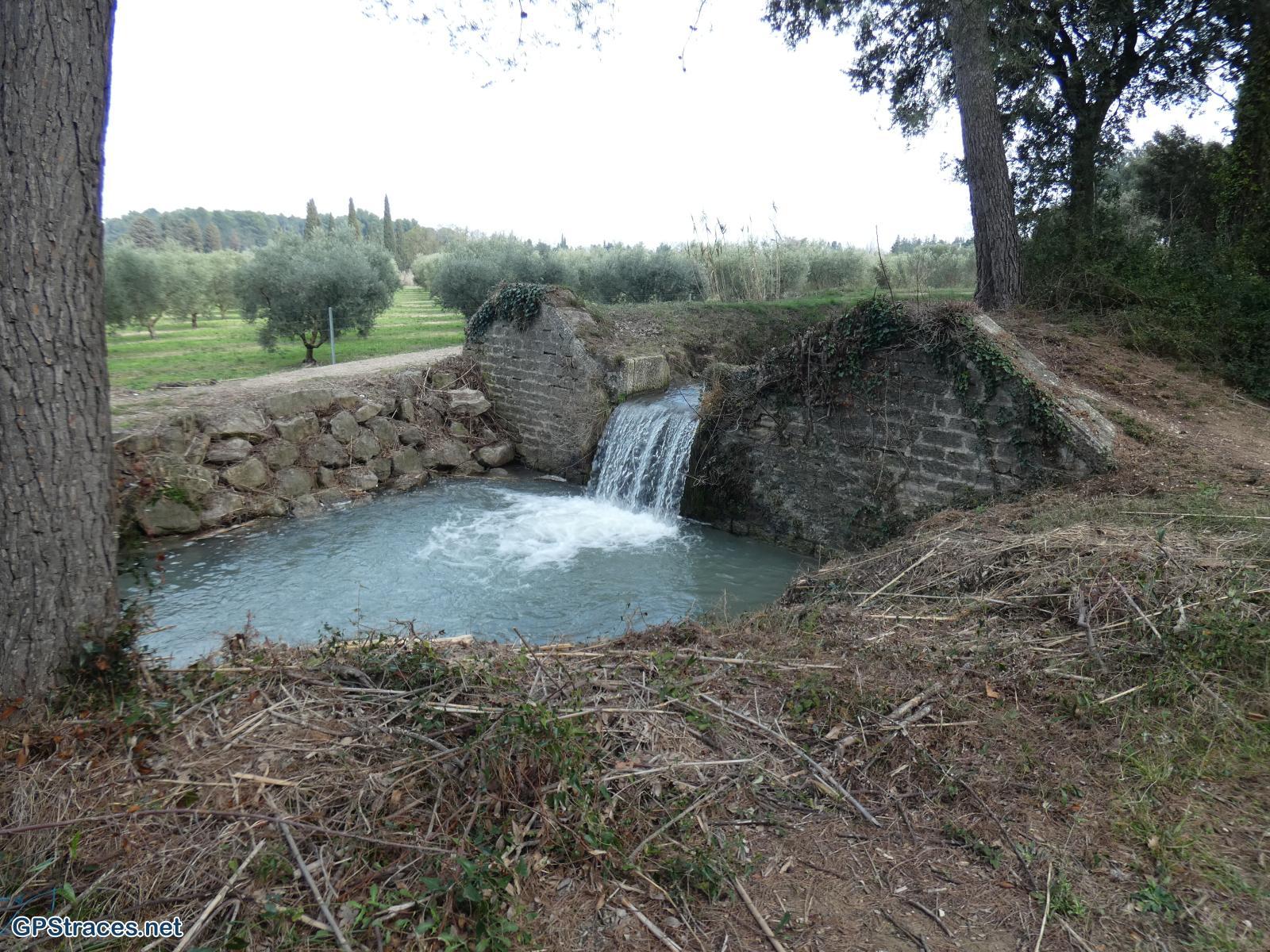 Bouches du Rhône-Alpilles - Les cascades - Les Quatre Termes–12