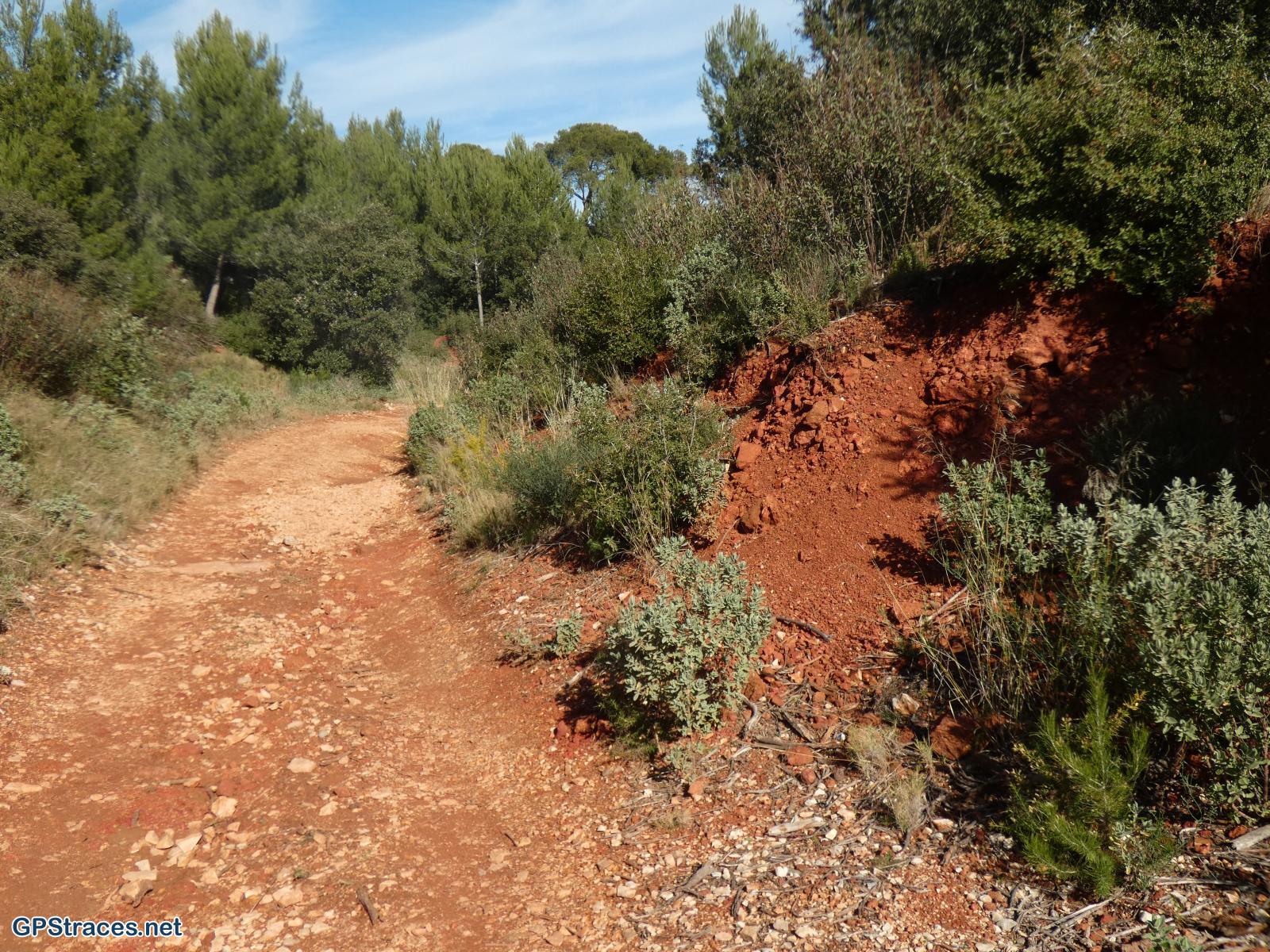 Bouches du Rhône-Alpilles : Des Gipières aux Calans–2