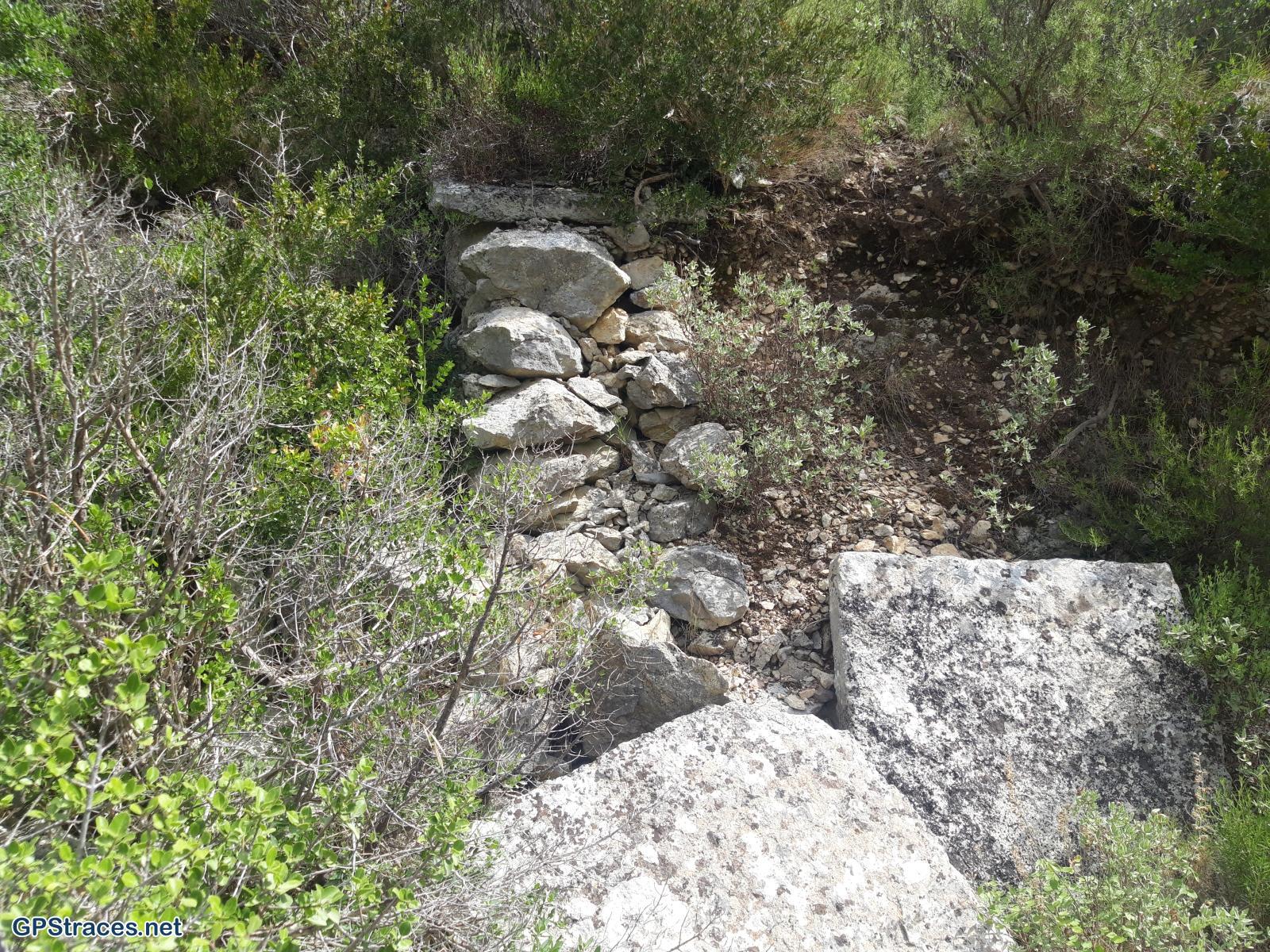 Bouches du Rhône-Alpilles - Les grands Calans - Le Mas Rouge–2