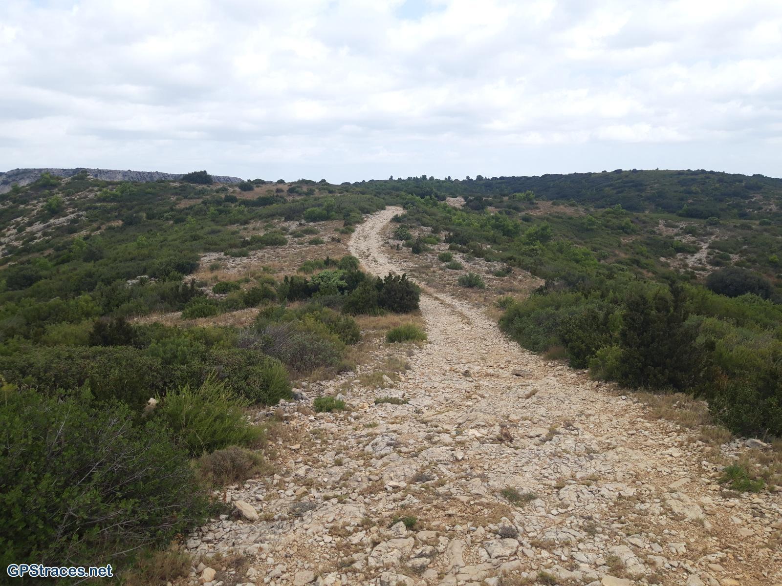 Bouches du Rhône-Alpilles - Les grands Calans - Le Mas Rouge–9