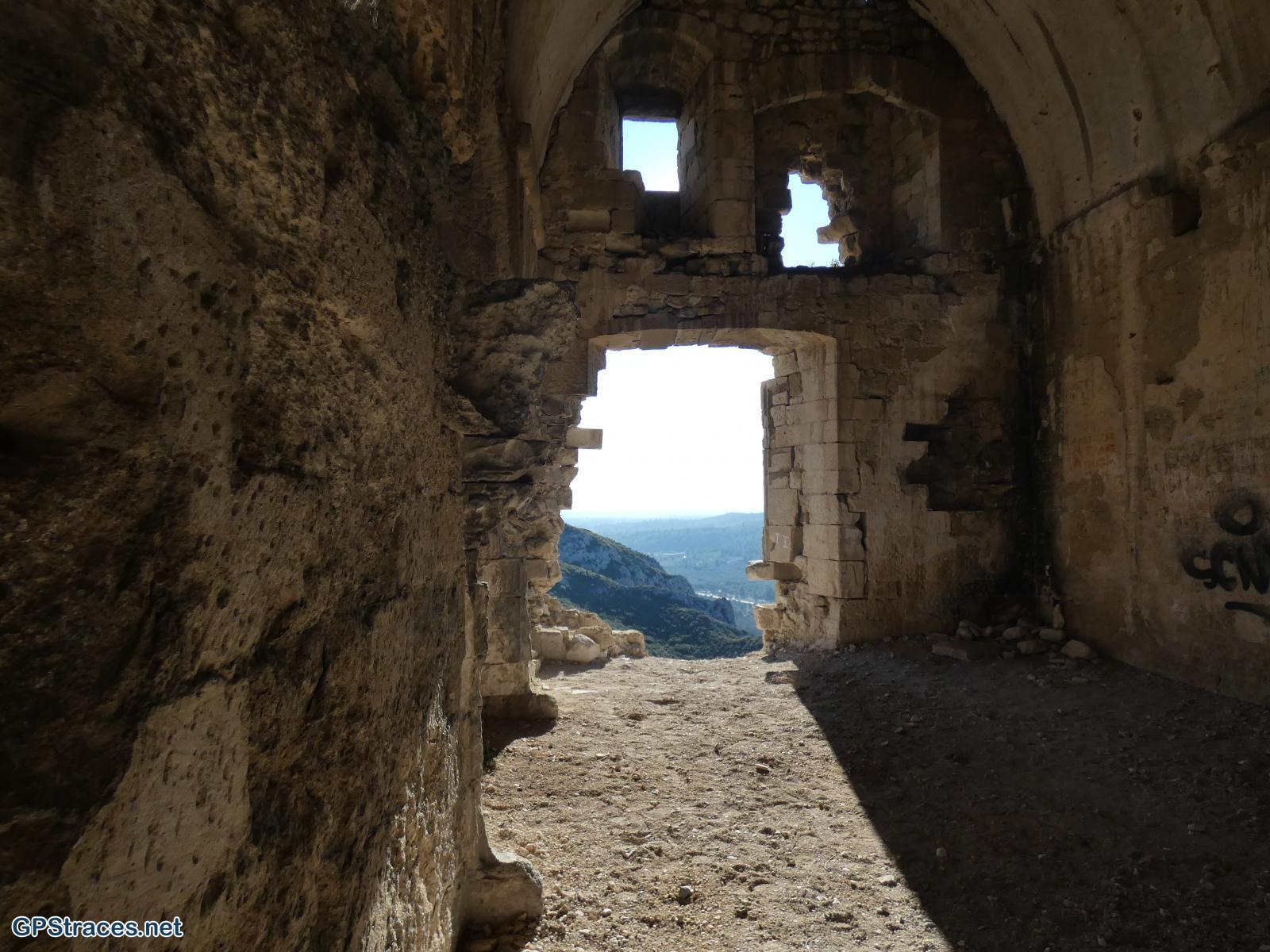 Bouches du Rhône-Alpilles - Lamanon - Castellas de Roquemartine–12