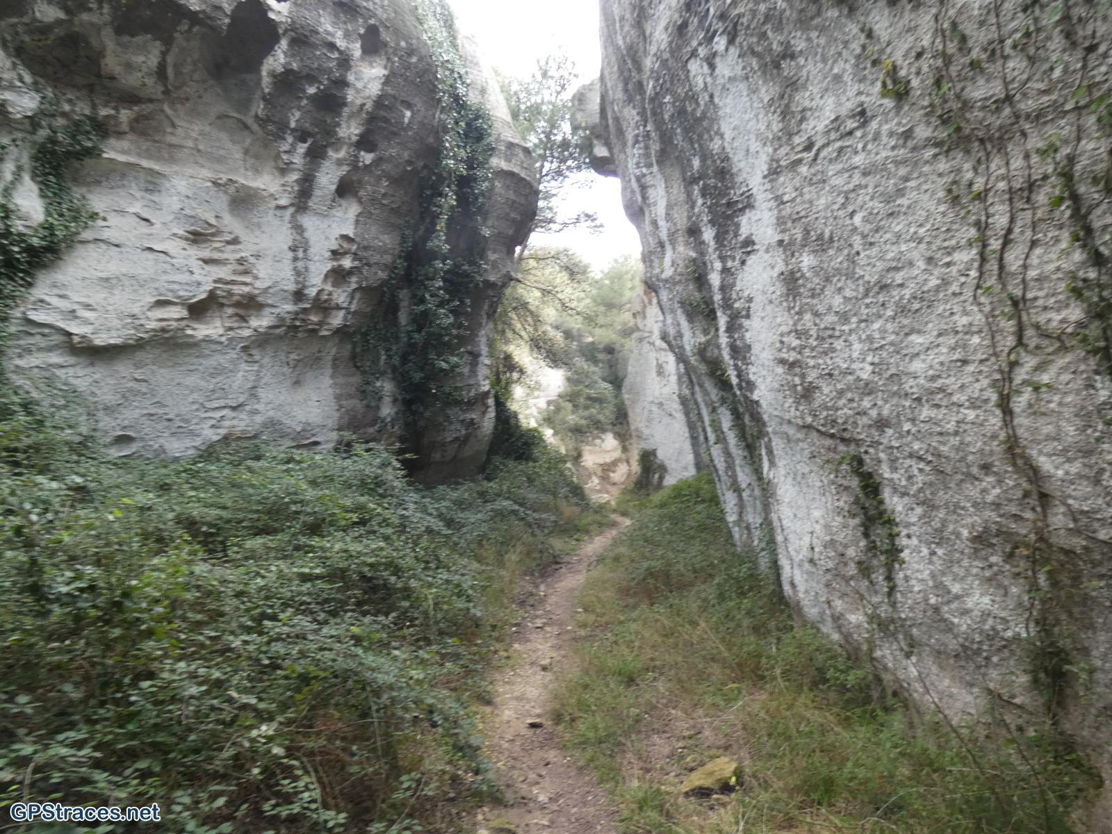Bouches du Rhône-Alpilles - Du Mont Paon aux Baux de Provence–15
