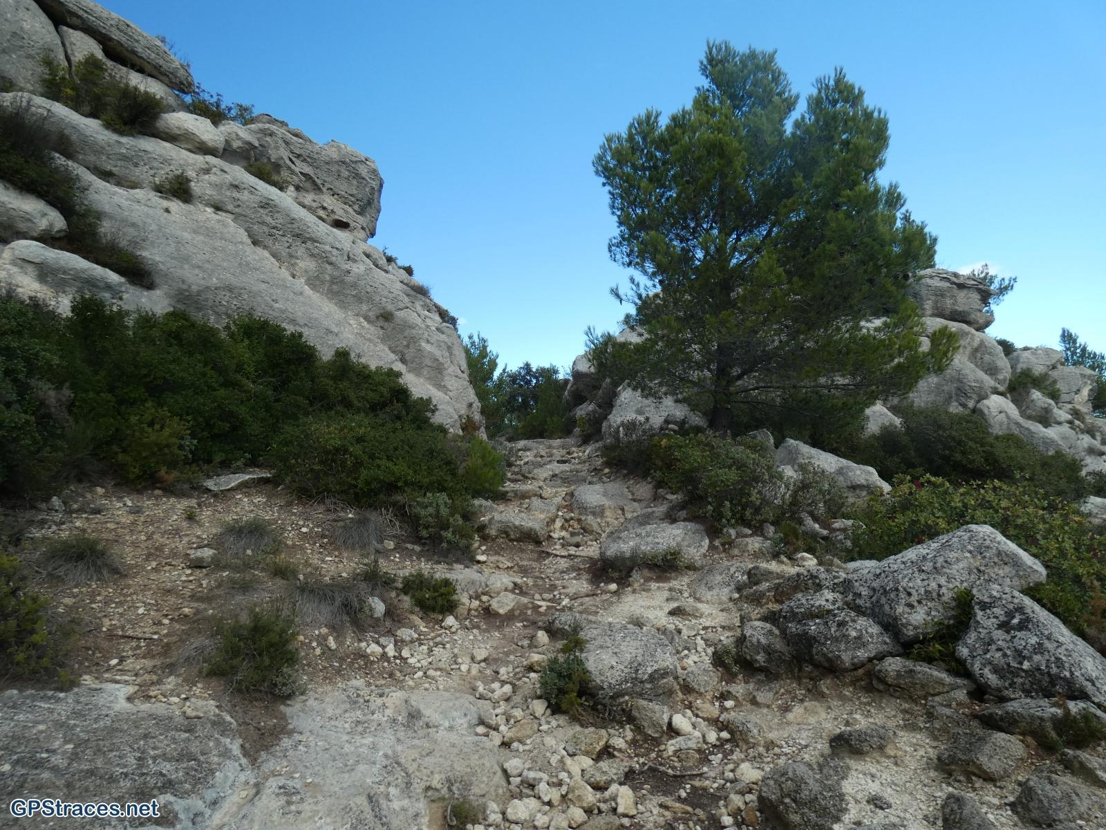 Bouches du Rhône-Alpilles - Mont Paon - Grotte des Fées–16