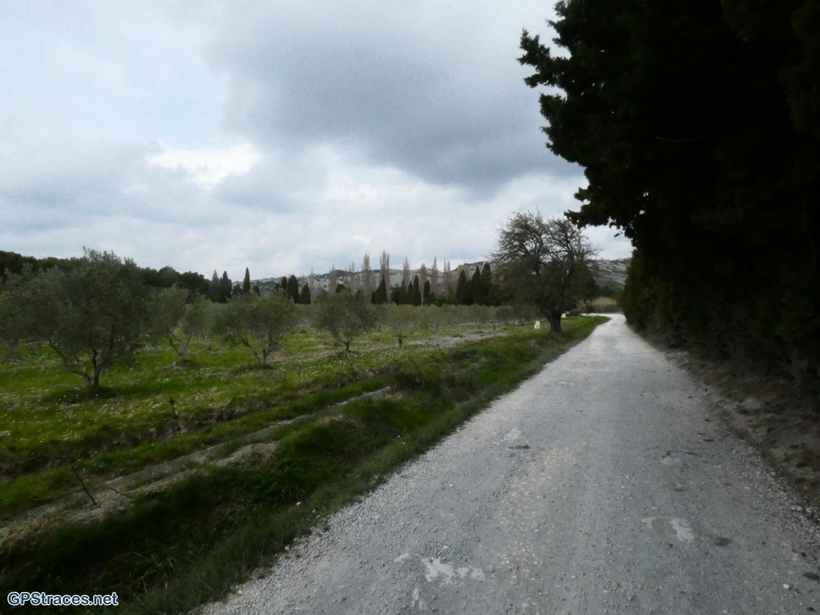 Bouches du Rhône-Alpilles - Mouriès - Aureille–0