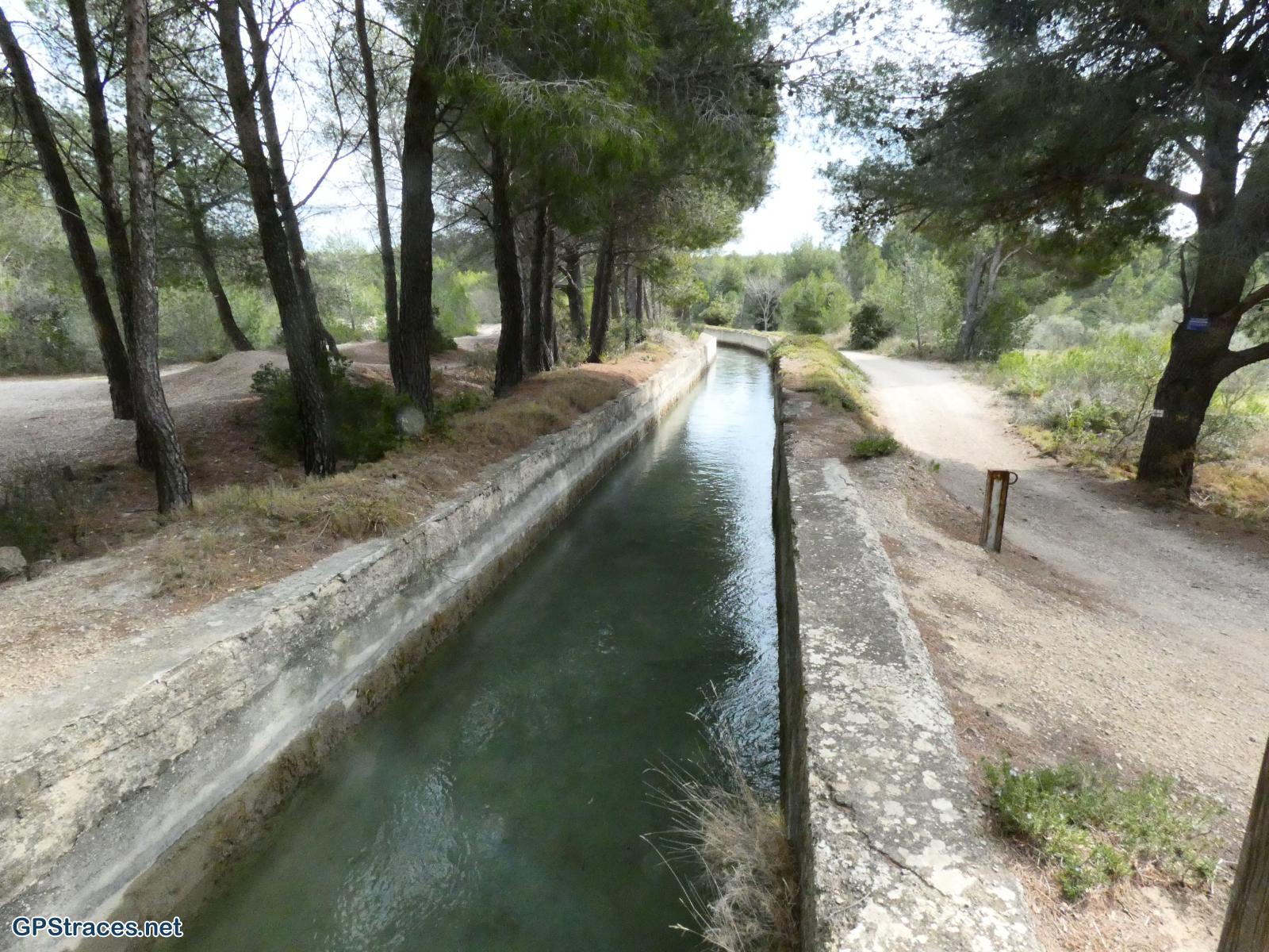 Bouches du Rhône-Alpilles - Mouriès - Aureille–3