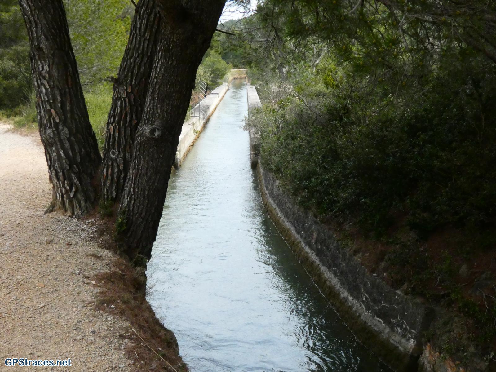 Bouches du Rhône-Alpilles - Mouriès - Aureille–4