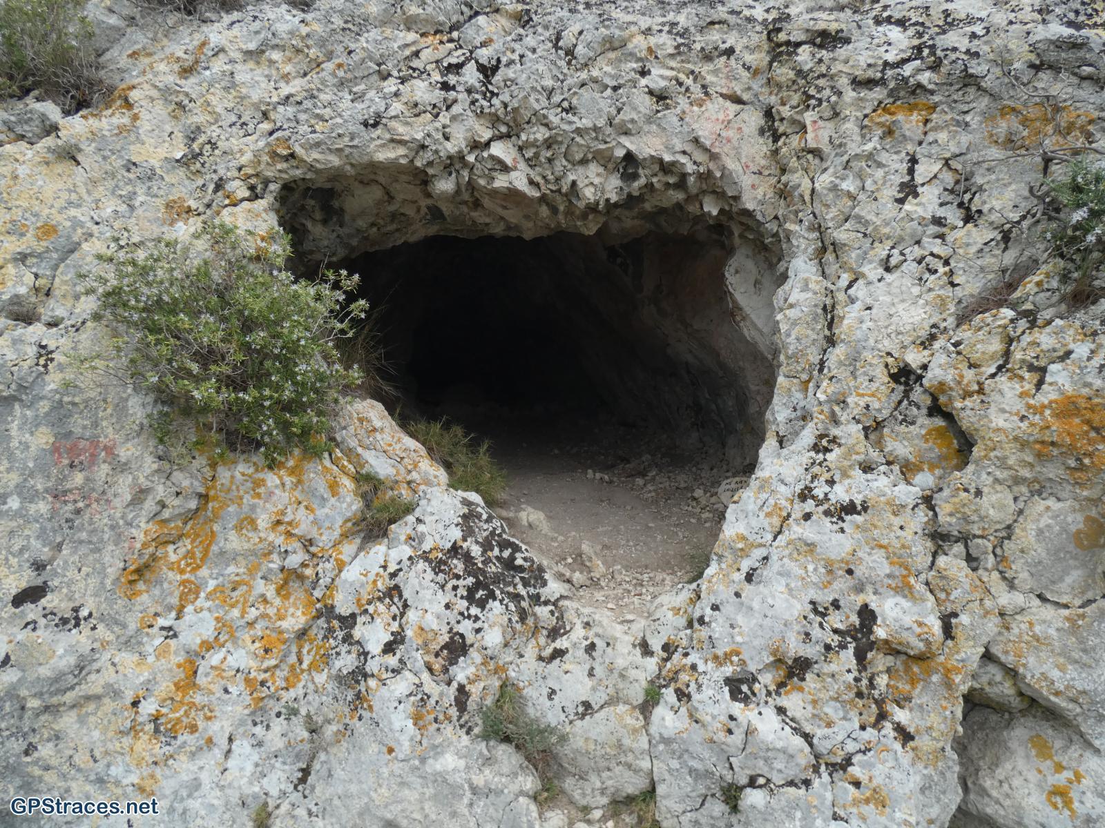 Bouches du Rhône-Alpilles - Rochers de la Pène - Oppidum des tours de Castillon–17
