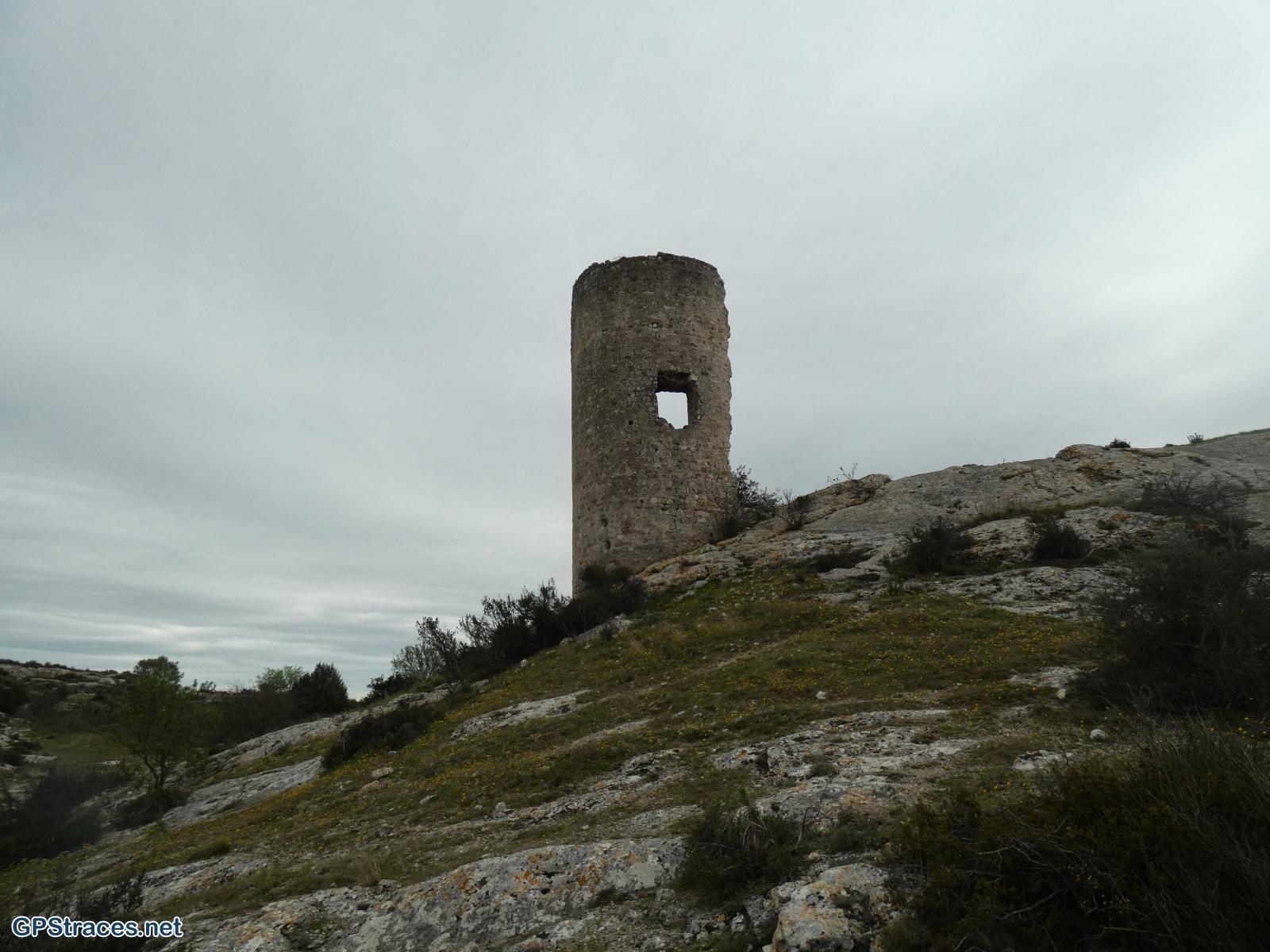 Bouches du Rhône-Alpilles - Rochers de la Pène - Oppidum des tours de Castillon–24