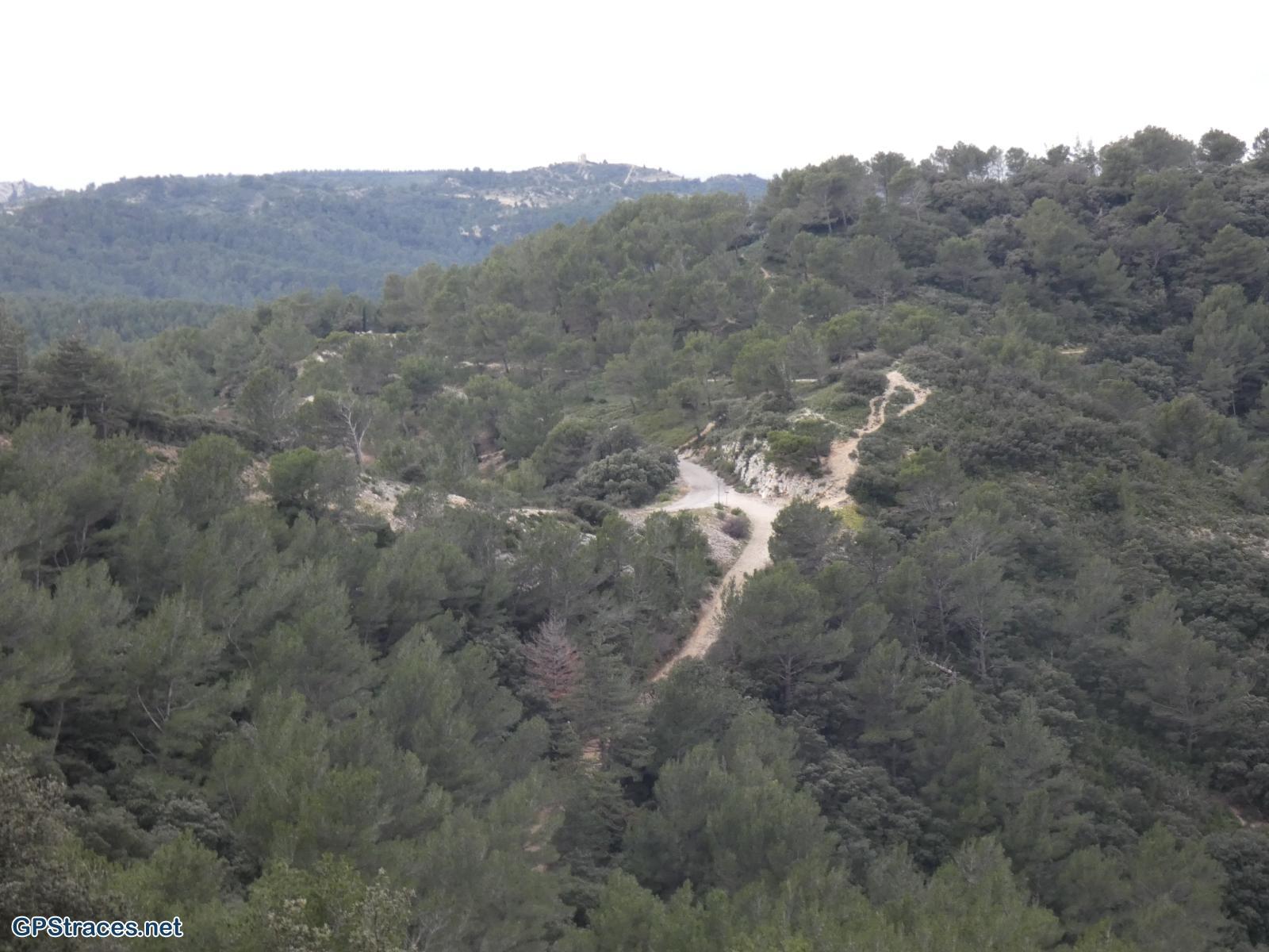 Bouches du Rhône-Alpilles - Saint-Rémy - La Caume - Lac du Peirou–9