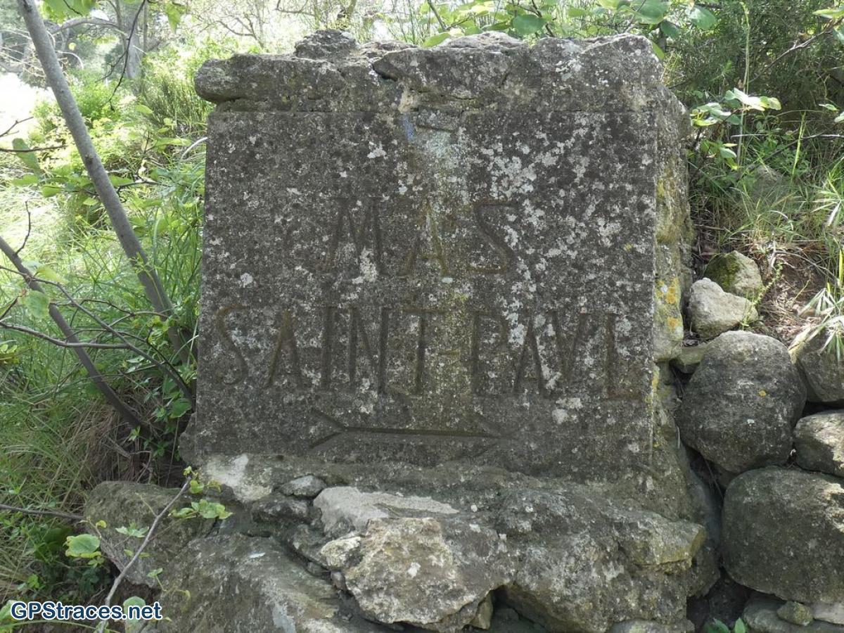 Bouches du Rhône-Alpilles - Saint-Rémy - Chemin des échelles–1