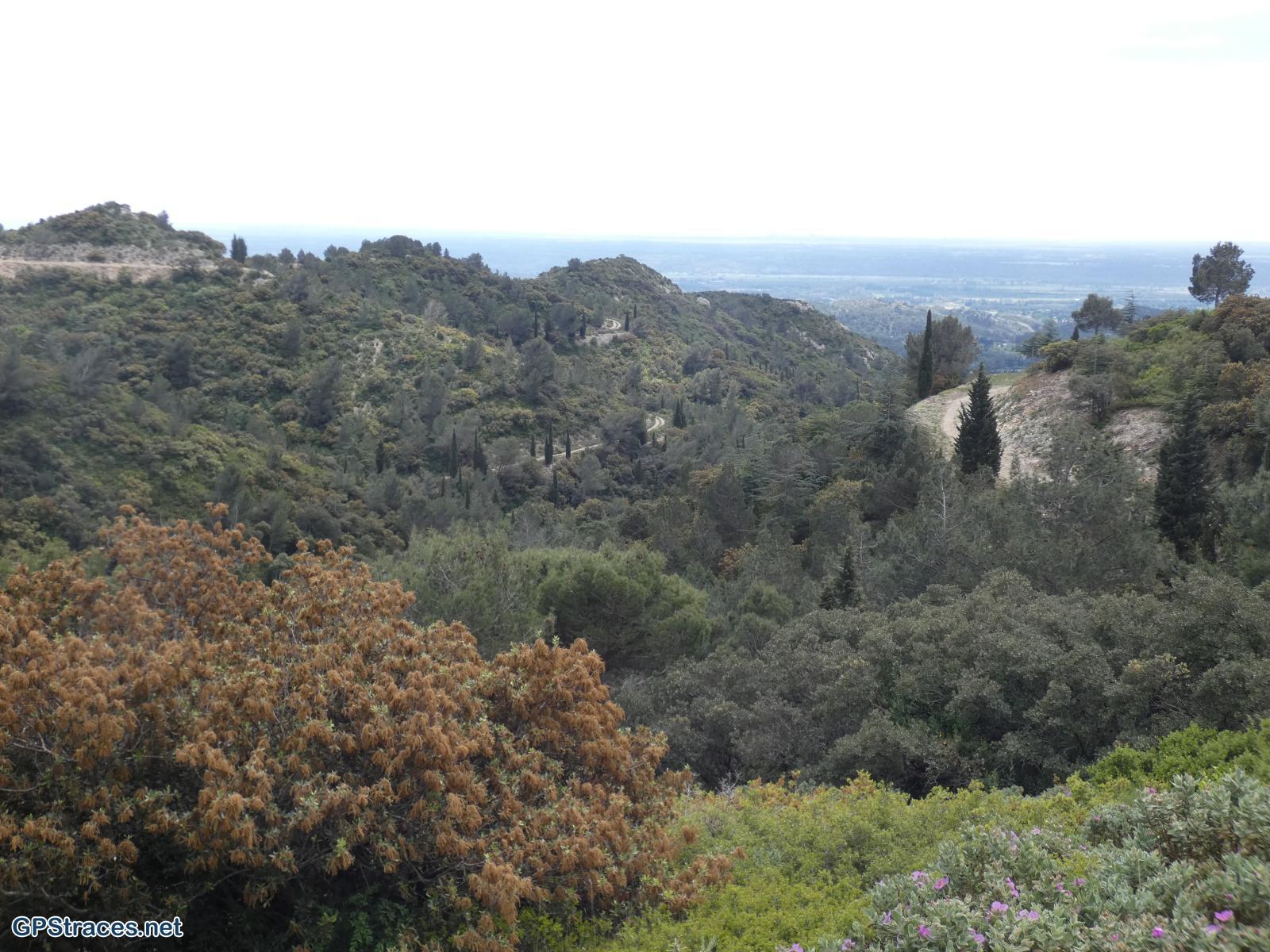 Bouches du Rhône-Alpilles - Tour de guet - Valmouriane–7