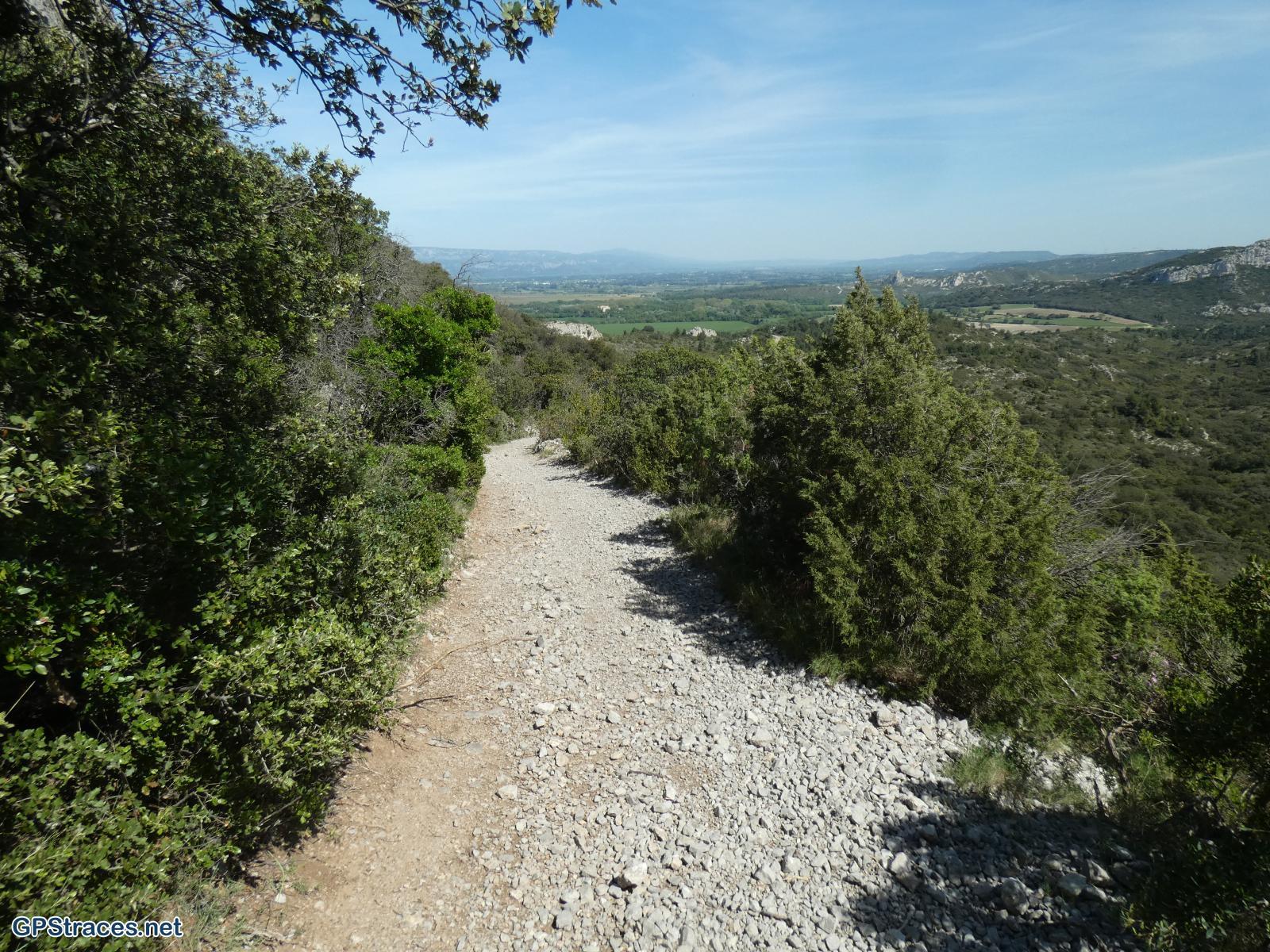 Bouches du Rhône-Alpilles - Tour des Opies - Crête de Civadières est–19