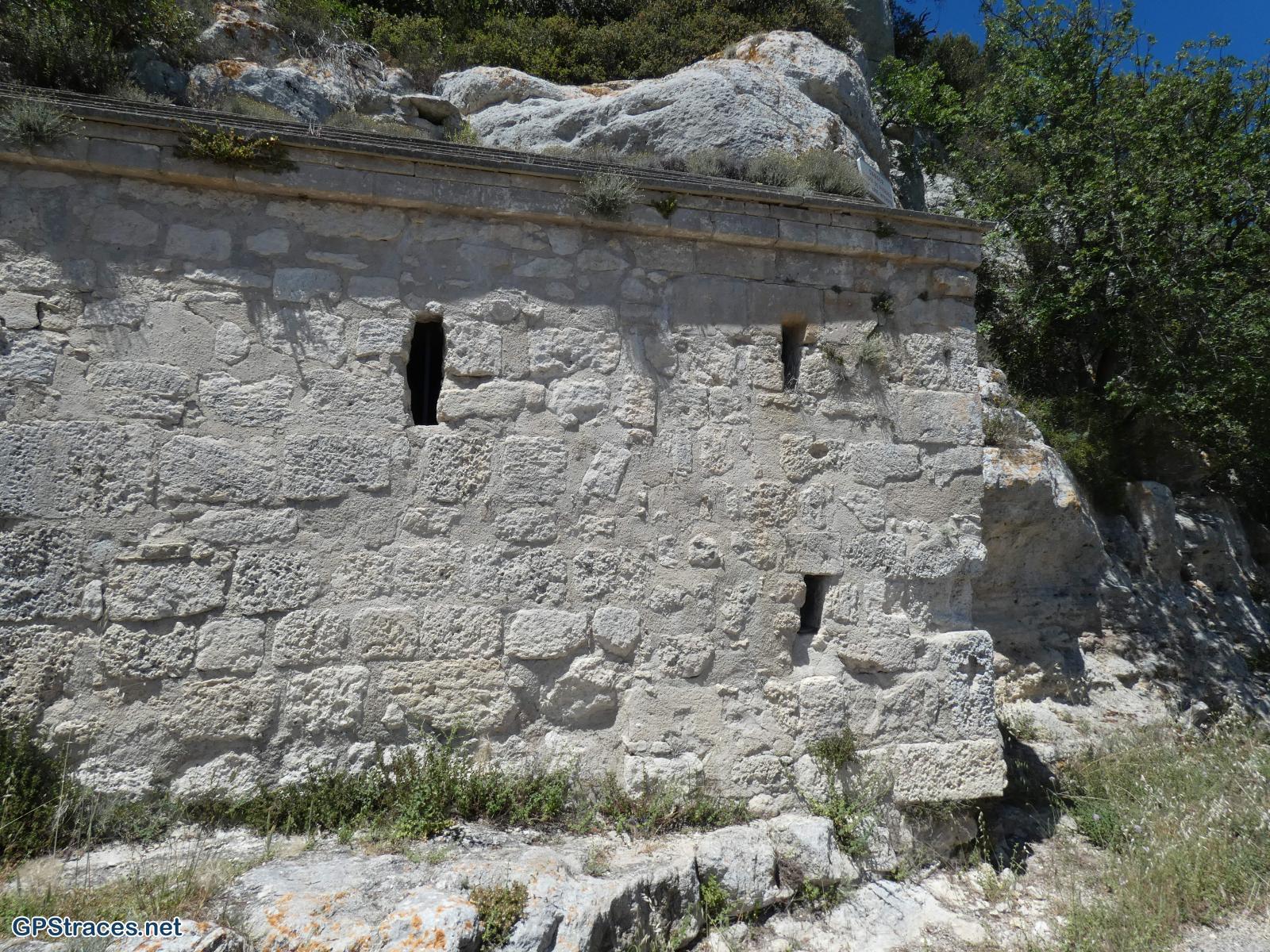 Bouches du Rhône-Lambesc - Chaine des Côtes -Sainte Anne de Goiron–7