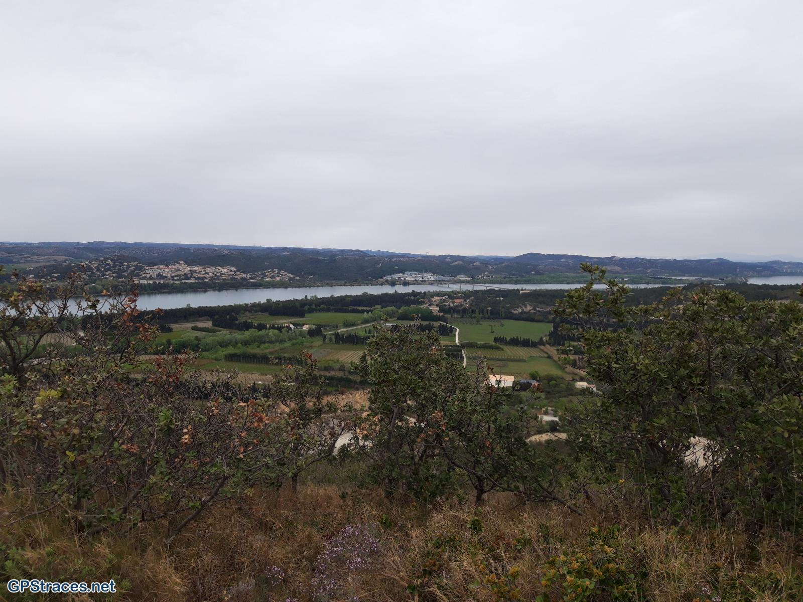 Au dessus de la carrière