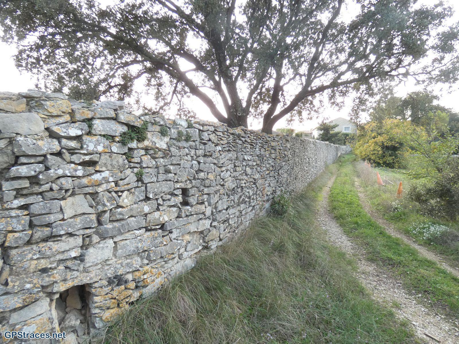 Le hameau des Bouisses