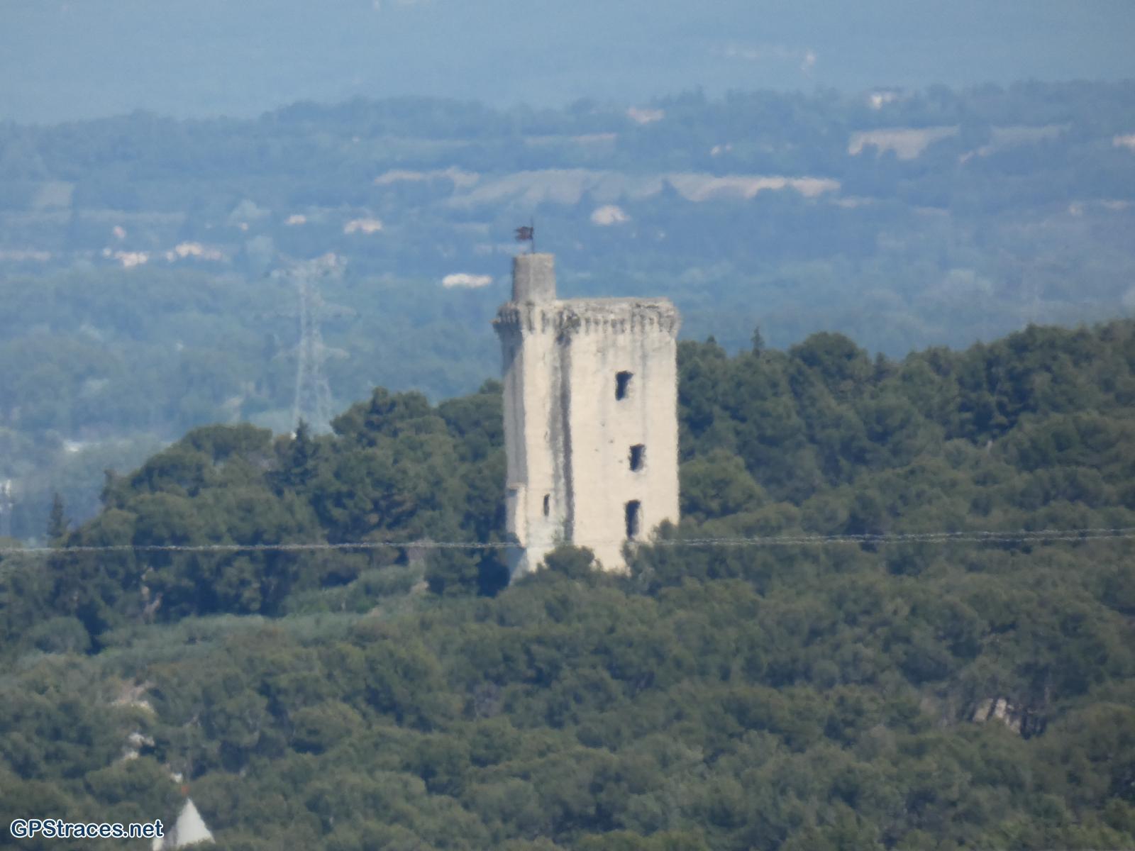 La tour de Barbentane