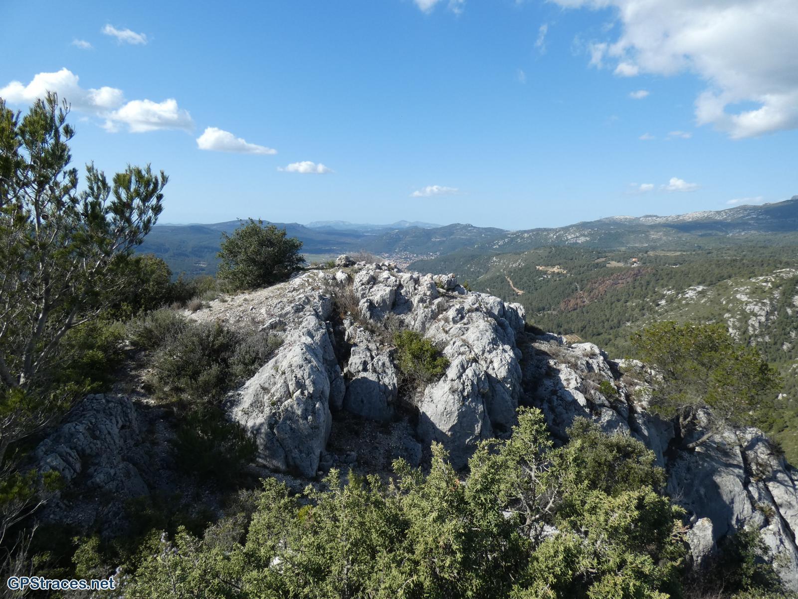 Cuges depuis la Pointe de Cuques.
