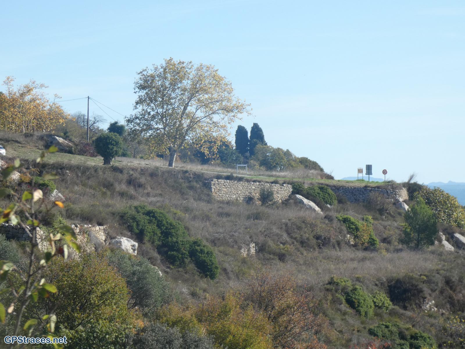 Bouches du Rhône-De Vernègues à Aurons–1