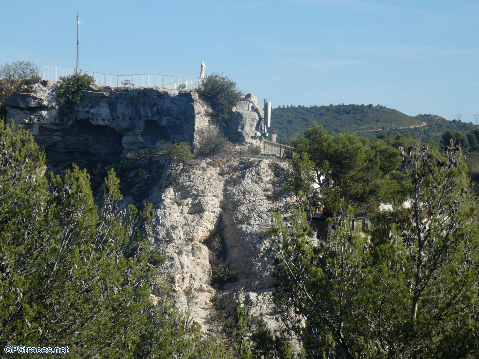 Le rocher d'Aurons
