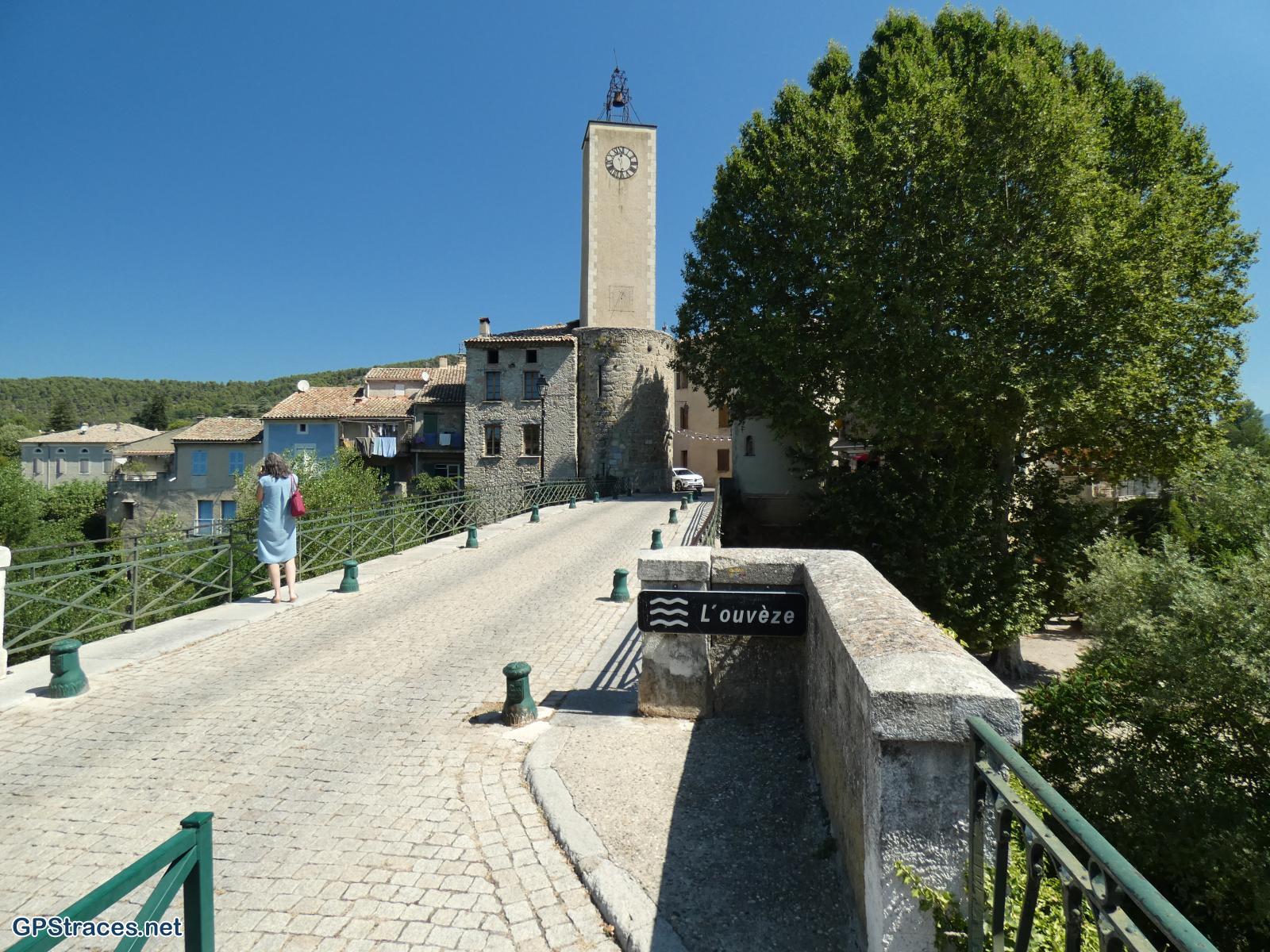 Le pont sur l'Ouvèze