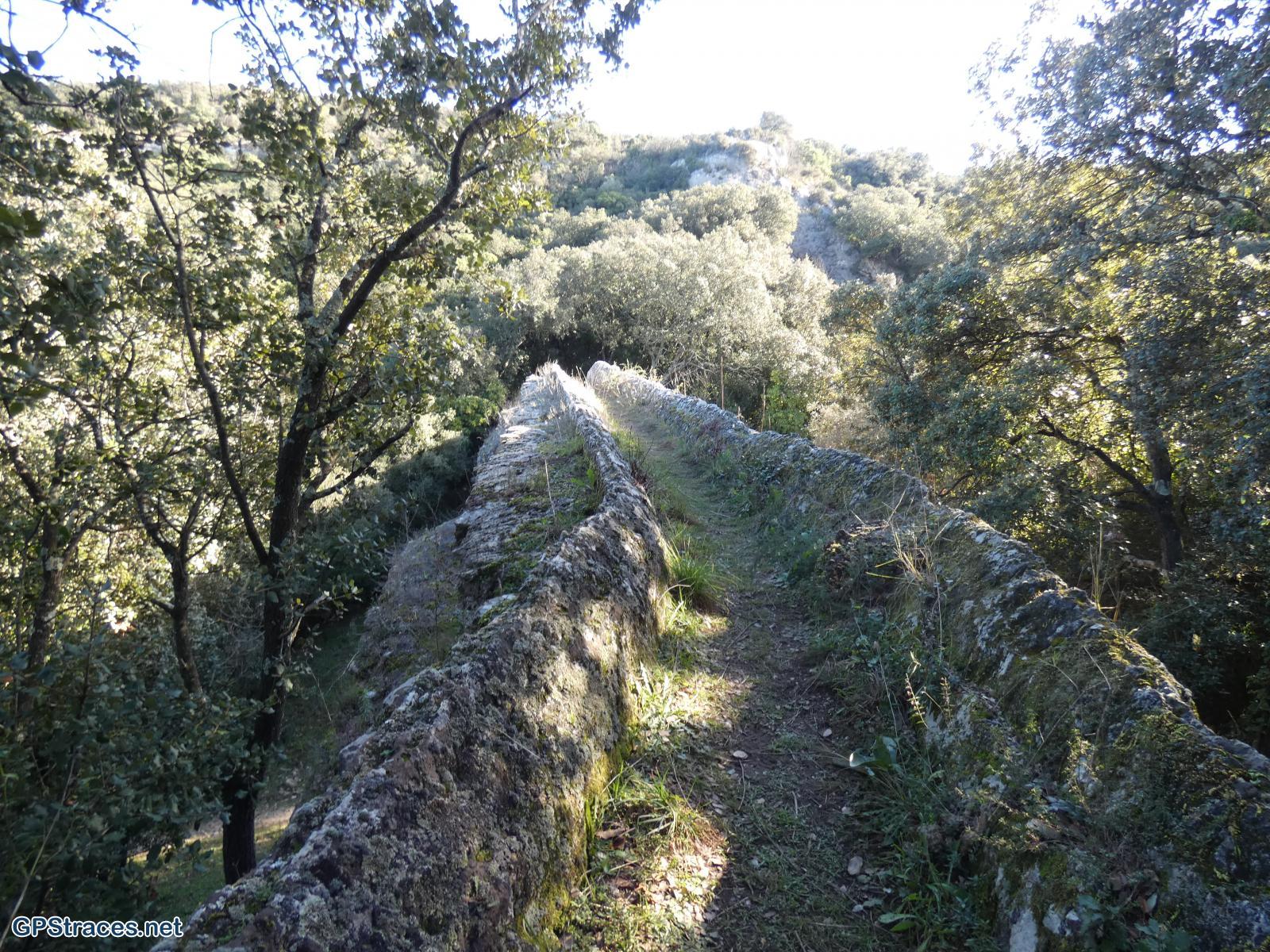 Le pont de Sartanette