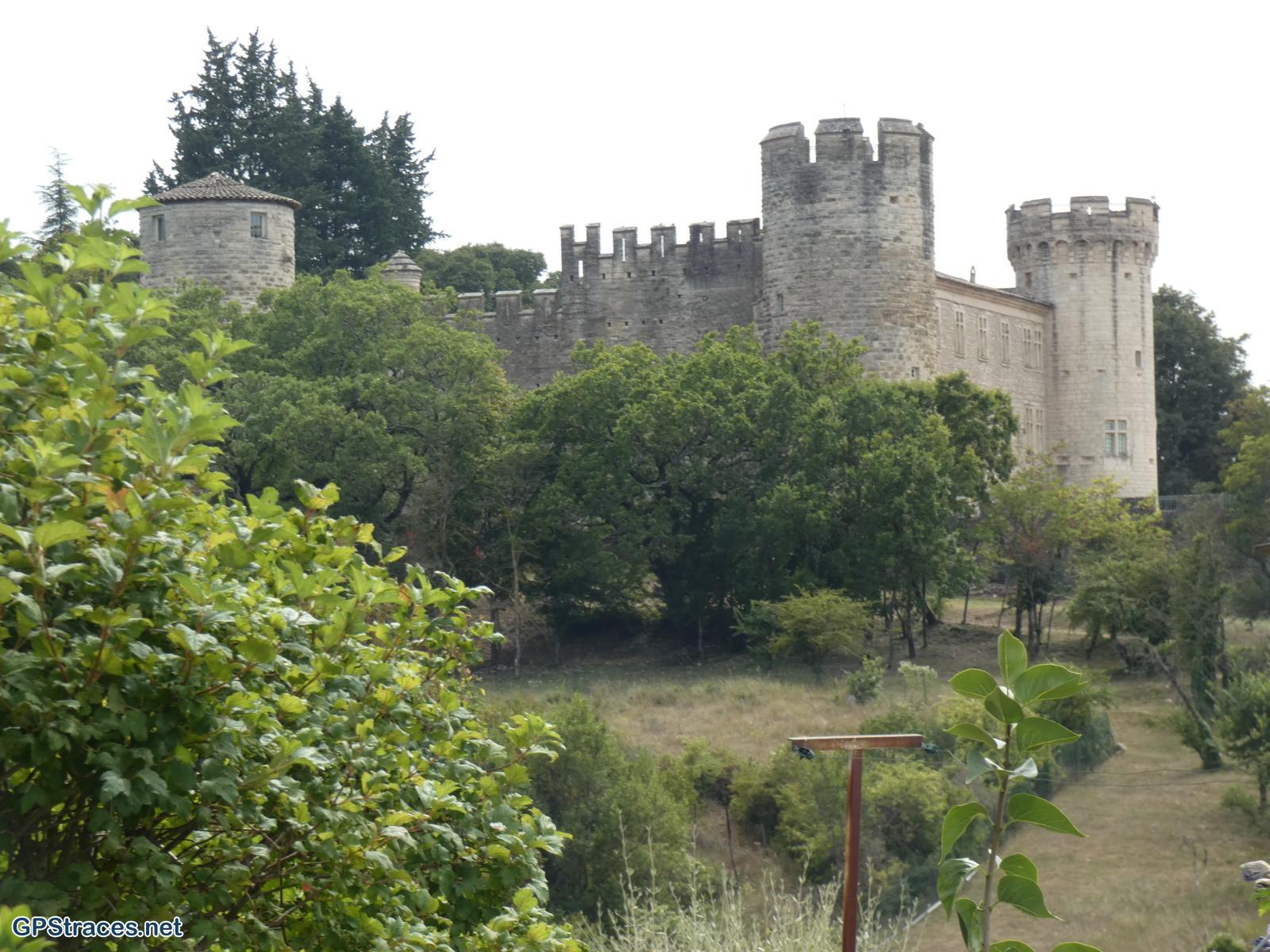 Le château de Theyrargues
