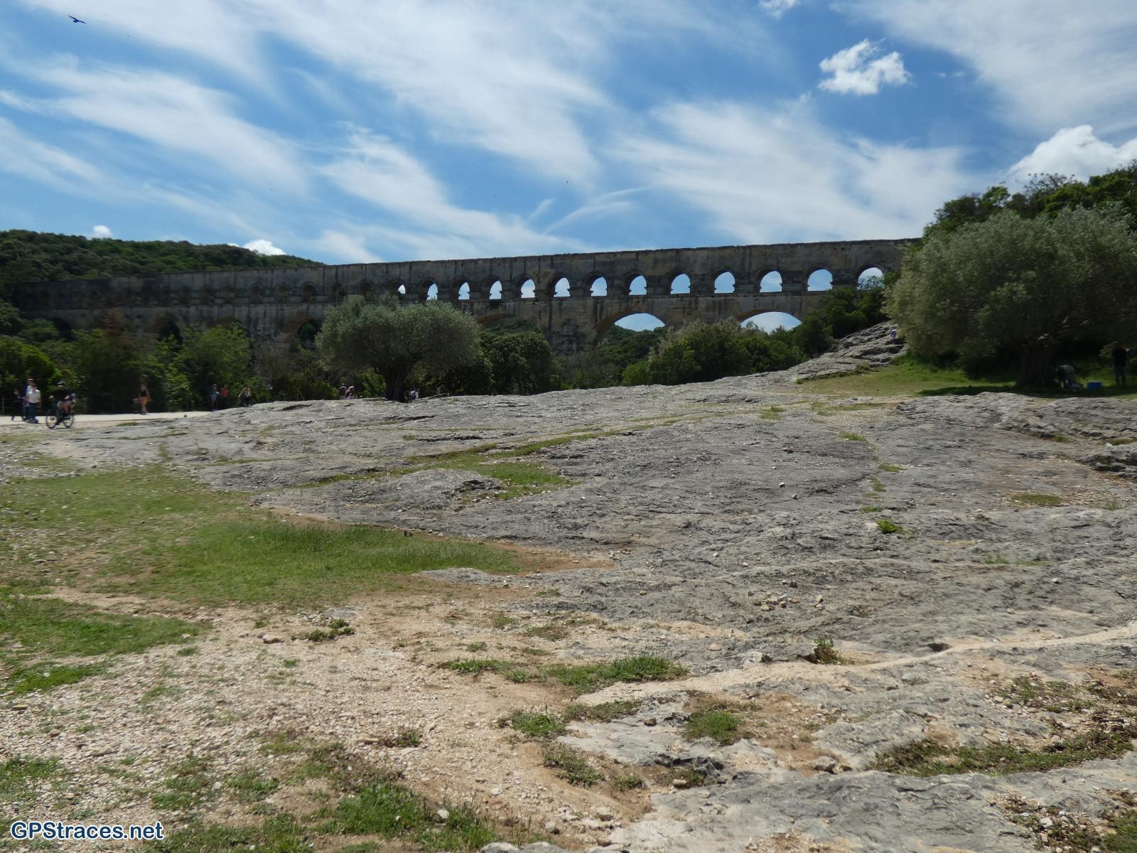 Gard-De Castillon au Pont du Gard–9