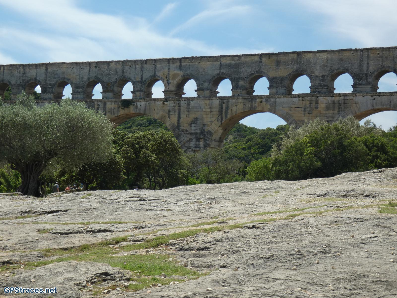 Gard-De Castillon au Pont du Gard–10