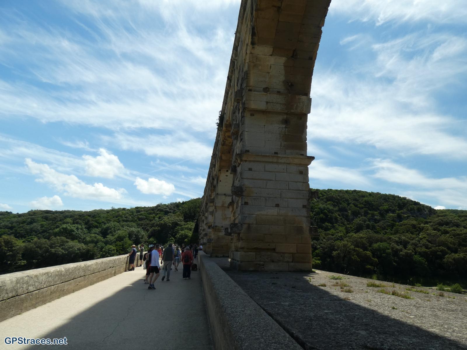 Gard-De Castillon au Pont du Gard–12