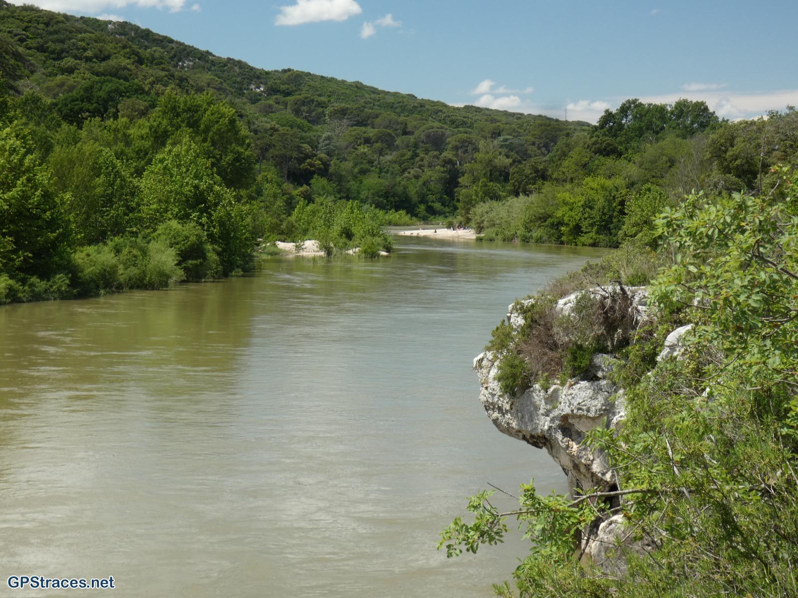 Gard-De Castillon au Pont du Gard–14