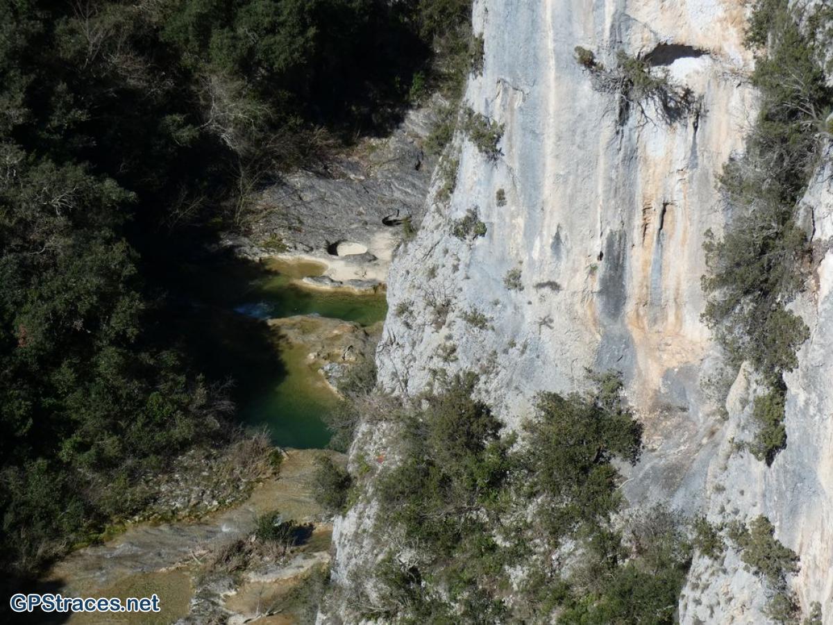 Gard-Les Concluses - Le menhir–1