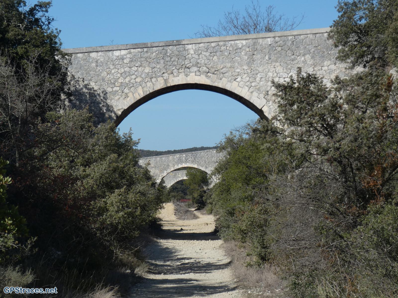 3 des 4 ponts moutonniers