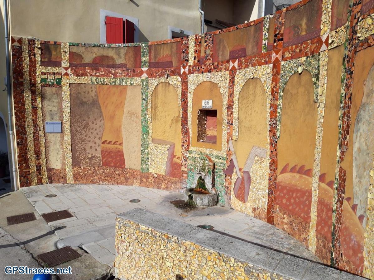 La fontaine de Saint Quentin