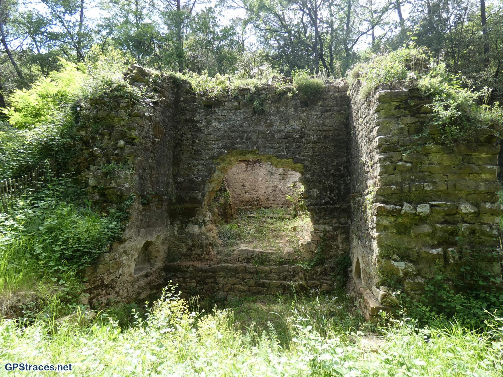 la porte de Sabran