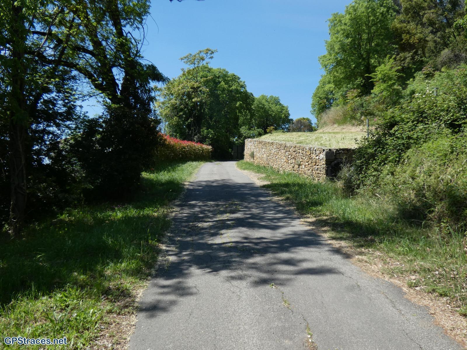 La montée au château